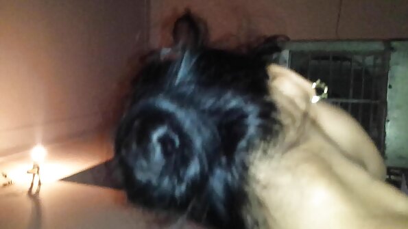 Verheiratet küssen sexfilme ab 50 mit verbundenen Augen sehr geil