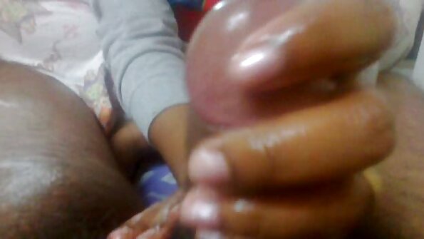 Nahm meinen Geliebten zum Mittagessen mit, um im nahe gelegenen Wald rumzumachen porno videos mit reifen frauen