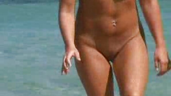 Ich habe sex filme mit alten damen nicht einmal das Höschen meiner Freundin ausgezogen, er hat sie darin geküsst