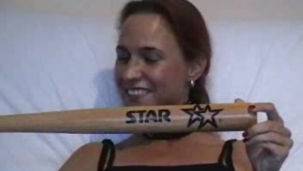 Sie kostenlose reife frauen sexfilme verließ die High School früh, um Sex mit ihrem Paten zu haben.