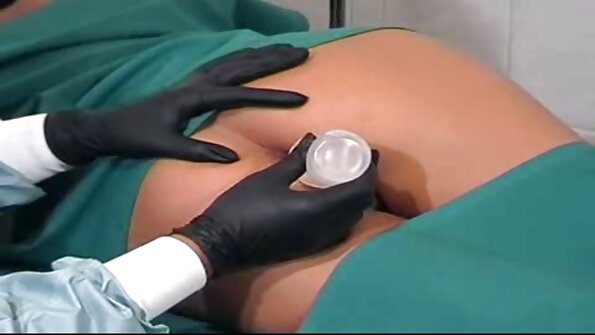 Riskanter öffentlicher Sex im Park mit meinem reife frauen porno video Freund