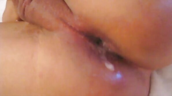 Er küsste mich auf der reife frauen porno free Vordertreppe.