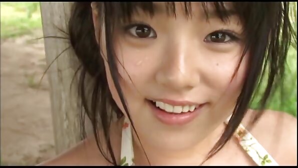 Oksana aus dem Internet erlaubte ihm, sich beim ersten Date zu küssen reife frauen ab 40 porno