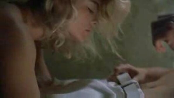 ein Schläger mit einem tiefen Blowjob küsste einen reife frauen porno kostenlos Komplizen