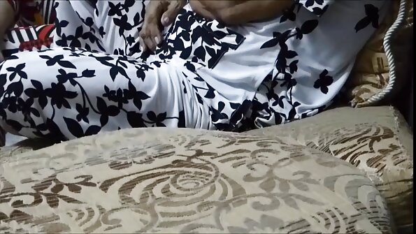 Im Alter von 18 Jahren küsste sie ihn sexfilme ab 50 zum zweiten Mal.