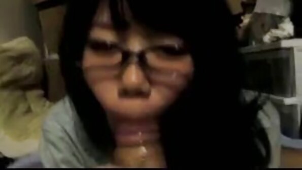 Sie hatte Sex mit sexfilme gratis mit reifen frauen einem einsamen Russen, der auf ihren Arsch spritzte