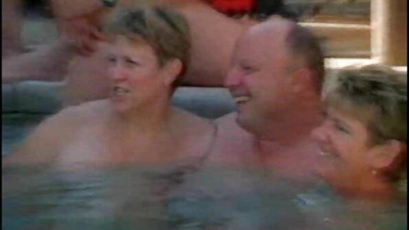 Er hatte Sex porno free reife frauen auf der Party. Isoliert im Badezimmer