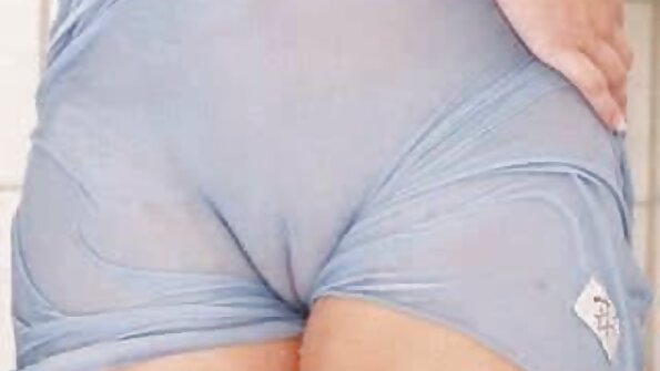 Rauchen im sexfilme mit ältere frauen Hals und Vergnügen für Männer