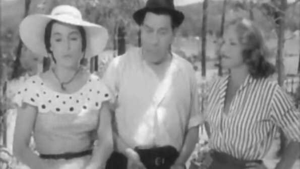 Russische Frau fragt, ob kostenlose sexfilme mit älteren frauen mit ihrem Mann alles in Ordnung ist